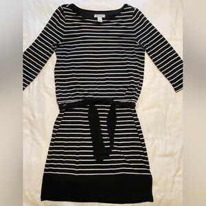 White House Black Market black and white striped long sleeve dress size XS
